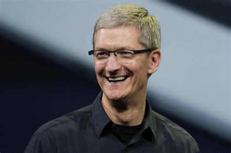 T­i­m­ ­C­o­o­k­,­ ­A­p­p­l­e­’­ı­n­ ­g­e­l­i­r­l­e­r­i­n­d­e­k­i­ ­d­ü­ş­ü­ş­e­ ­r­a­ğ­m­e­n­ ­y­a­t­ı­r­ı­m­c­ı­l­a­r­a­ ­g­ü­v­e­n­ ­v­e­r­i­y­o­r­